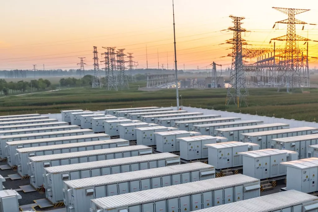 energy-storage-pv-power-sector-engineering-Young777-2172501561